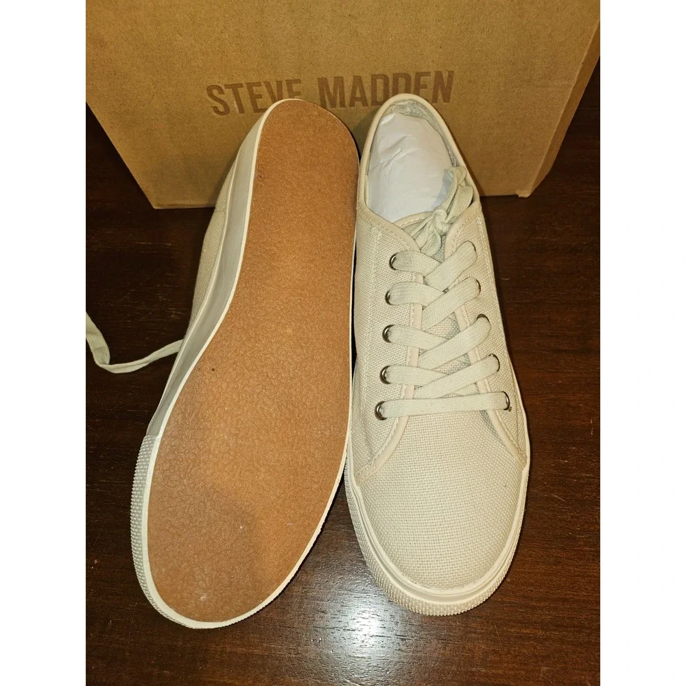 Steve Madden Women's Elore, Tan Lace Sneakers, Size‎ 11M.